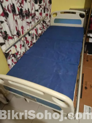 মেডিকেল মুভিং বেড (ব্যবহিত)